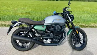 Moto Guzzi V7 Stone Centenario (2021 - 22) usata