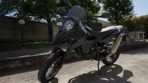 KTM 690 Supermoto 
