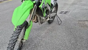 Kawasaki KX450 (2024) 