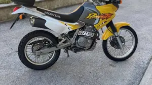 Honda NX 650 Dominator (1996 - 02) 