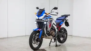 Honda Africa Twin CRF 1100L DCT (2022 - 23)  (10)