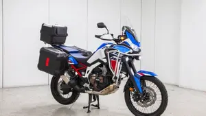 Honda Africa Twin CRF 1100L DCT (2022 - 23)  (4)