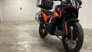 KTM 890 Adventure (2022)  (3)
