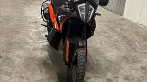 KTM 890 Adventure (2022)  (4)