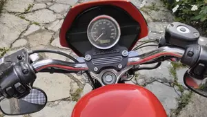 Harley-Davidson 883 R (2008 - 16) - XL 883R  (3)