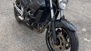 Suzuki GSR 600 (2006 - 11)  (3)
