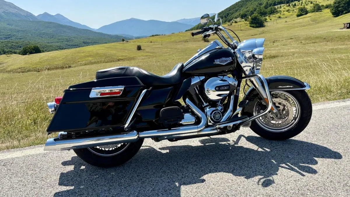 Harley-Davidson 103 Road King Classic (2014 - 16) - FLHRC  (2)