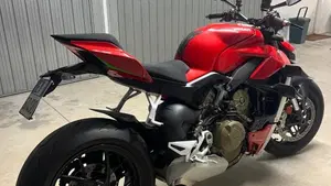 Ducati Streetfighter V4 1100 (2021 - 22)  (5)