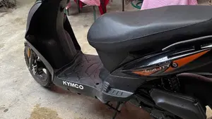 Kymco Agility 50 R12 (2021 - 25)  (4)