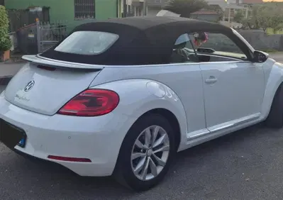 Volkswagen Maggiolino Cabrio 1.6 TDI Design (10)