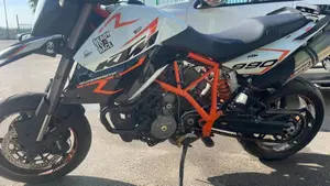 KTM 990 Supermoto R (2012 - 13)  (4)