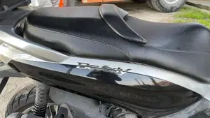 Piaggio Beverly 300 i.e. (2010 - 16)  (15)