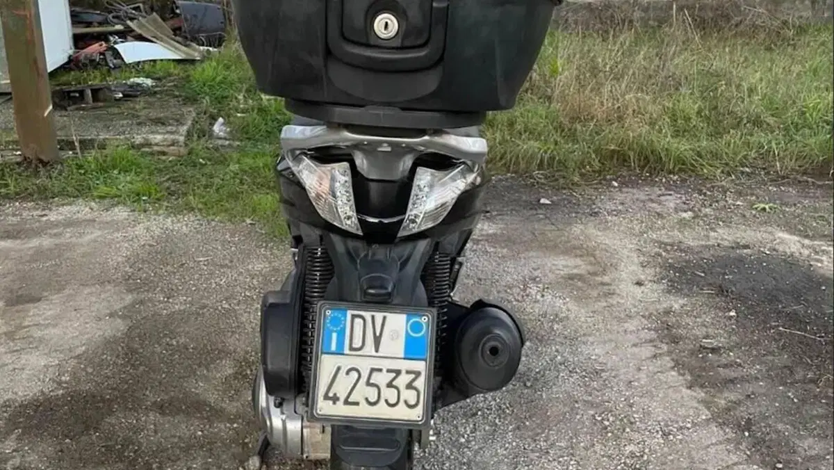 Piaggio Beverly 300 i.e. (2010 - 16)  (17)