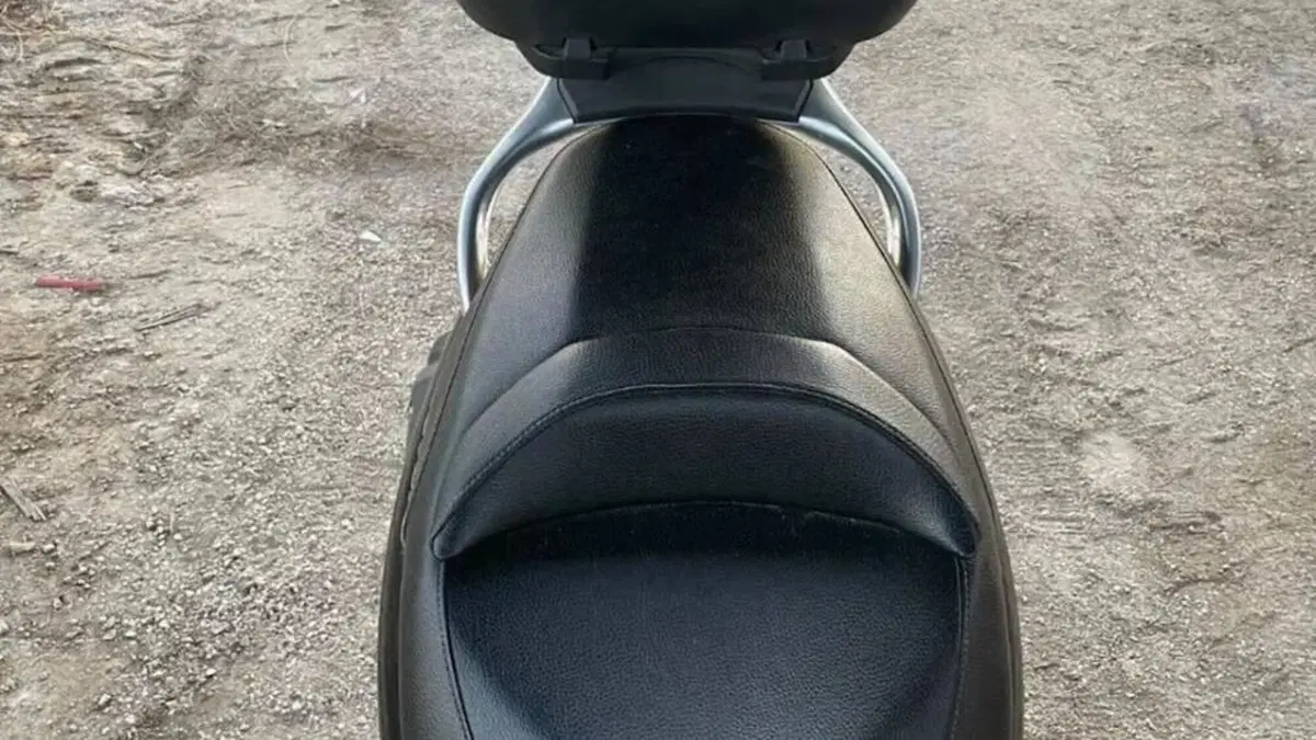 Piaggio Beverly 300 i.e. (2010 - 16)  (18)