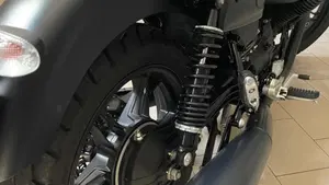 Moto Guzzi V7 III Stone Night Pack (2019 - 20)  (7)