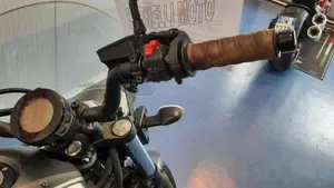 Yamaha XSR 700 ABS (2016 - 20)  (7)