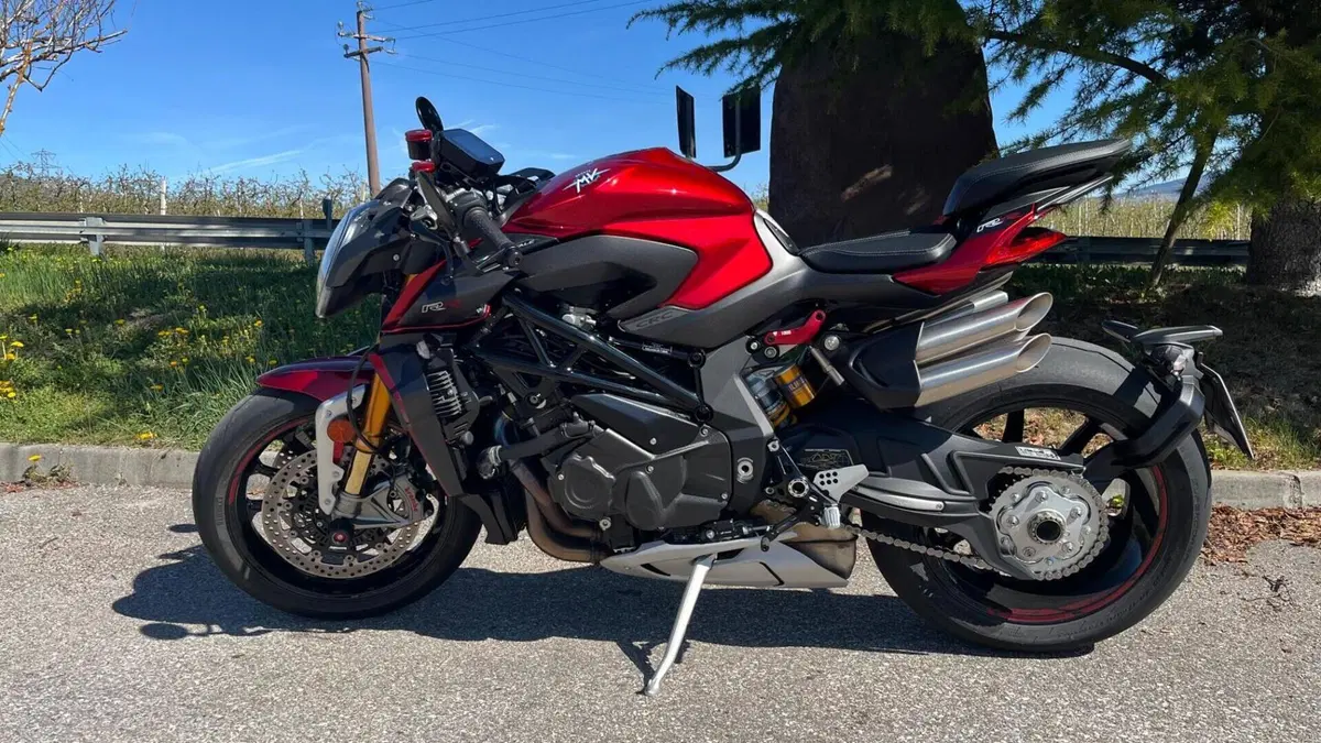 MV Agusta Brutale 1000 RR (2021 - 25)  (2)