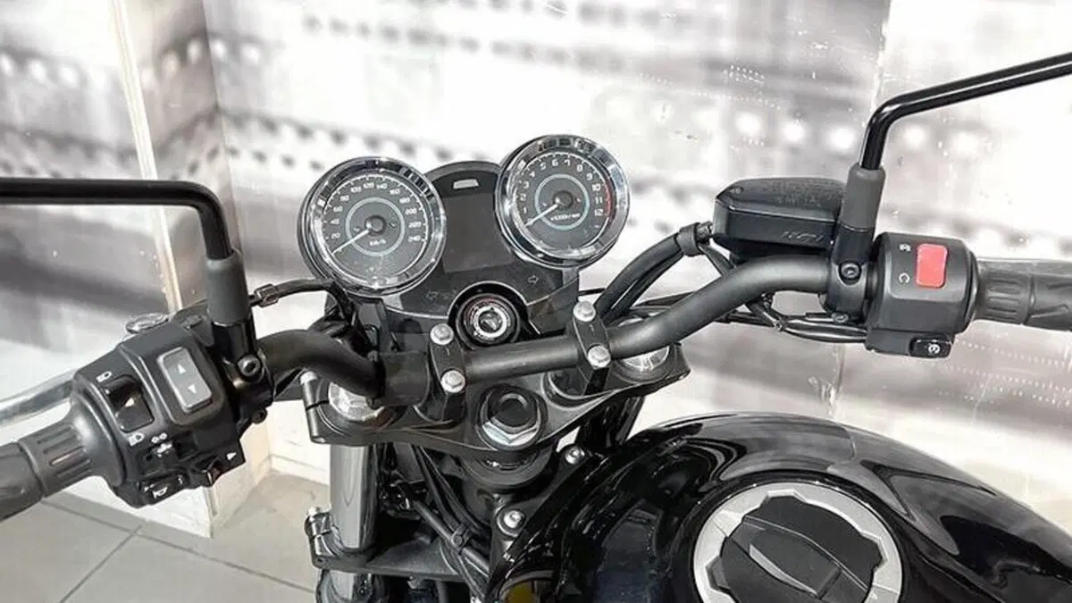 Kawasaki Z 650 RS (2022 - 24)  (5)