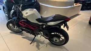 MV Agusta Brutale 1090 (2012 - 15)  (3)