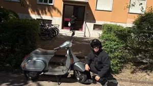 Piaggio Vespa 50 HP 4M  (3)