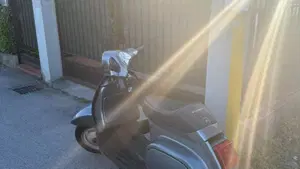 Piaggio Vespa 50 HP 4M  (5)