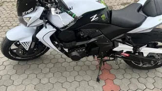 Kawasaki Z 750 (2007 - 14) usata