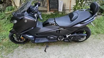 Yamaha T-Max 560 Tech Max (2022 - 24) usata