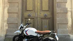 Bmw R nineT Urban GS (2021 - 24)  (2)
