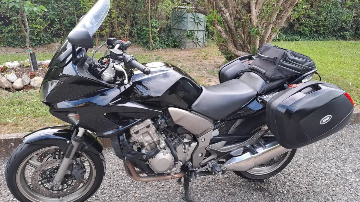 Honda CBF 1000 F (2010 - 13)  (2)