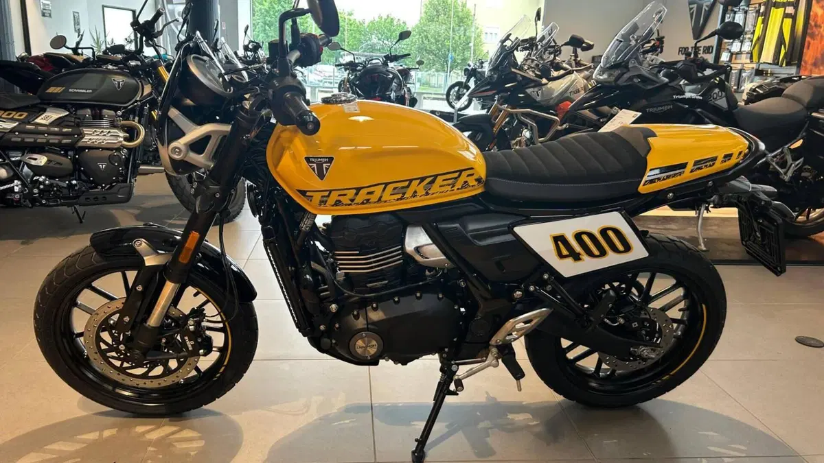 Triumph Tracker 400 (2026)  (3)