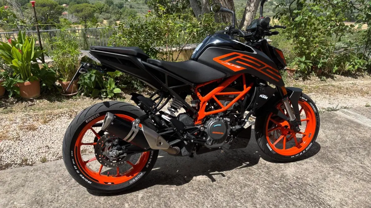 KTM 125 Duke (2021 - 23)  (3)