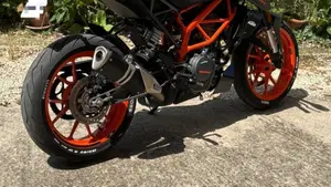 KTM 125 Duke (2021 - 23)  (5)