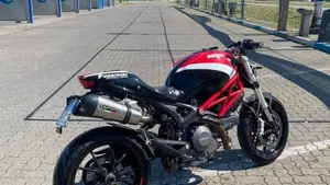 Ducati Monster 796 (2010 - 13)  (3)