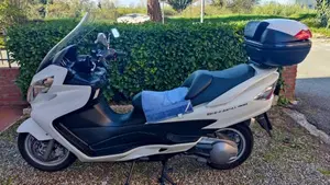 Suzuki Burgman AN 400 (2008 - 13)  (3)