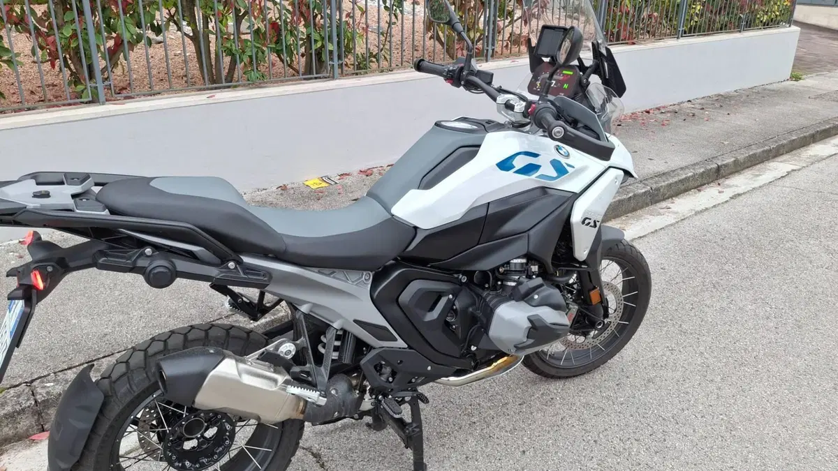 Bmw R 1300 GS (2023 - 26)  (3)