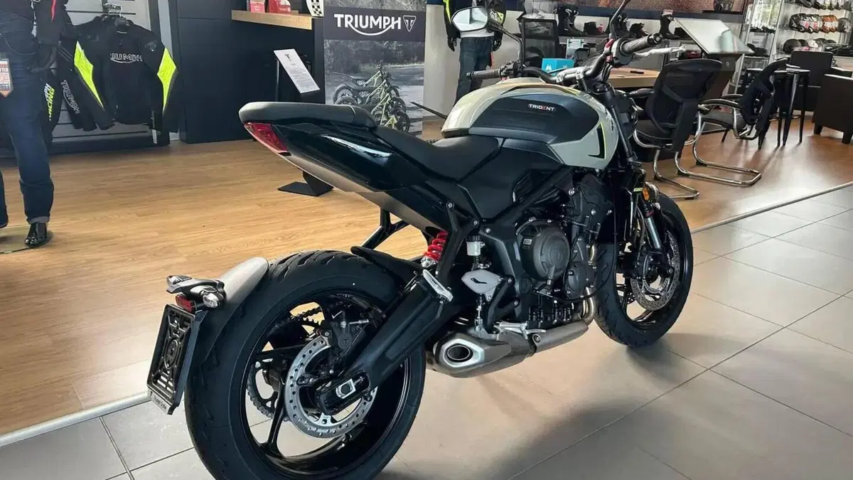 Triumph Trident 660 (2026)  (2)