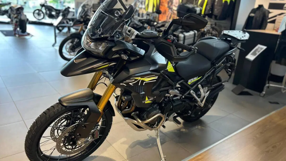 Triumph Tiger 1200 Desert Special Edition (2026)  (4)