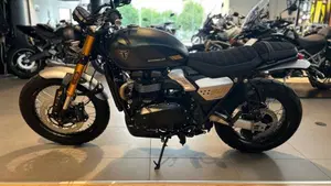 Triumph Scrambler 900 (2026)  (3)