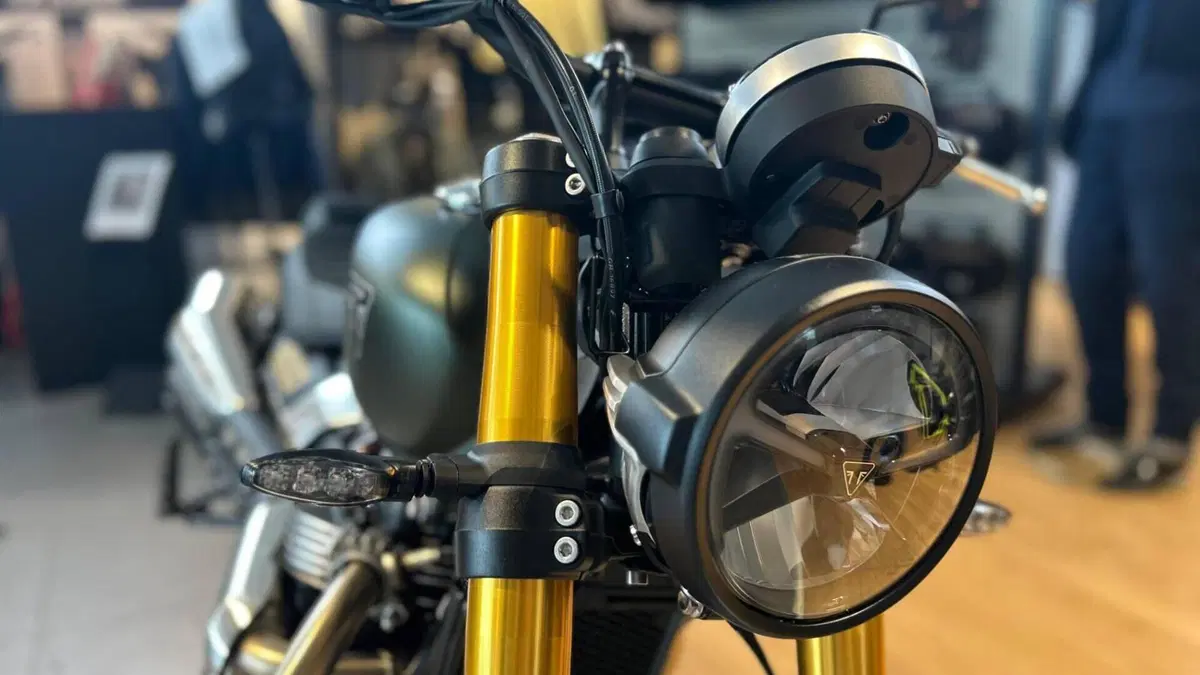 Triumph Scrambler 900 (2026)  (5)