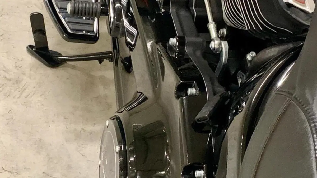 Harley-Davidson Heritage Classic (2021 - 24)  (9)