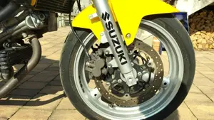 Suzuki SV 650 (2003 - 06)  (8)