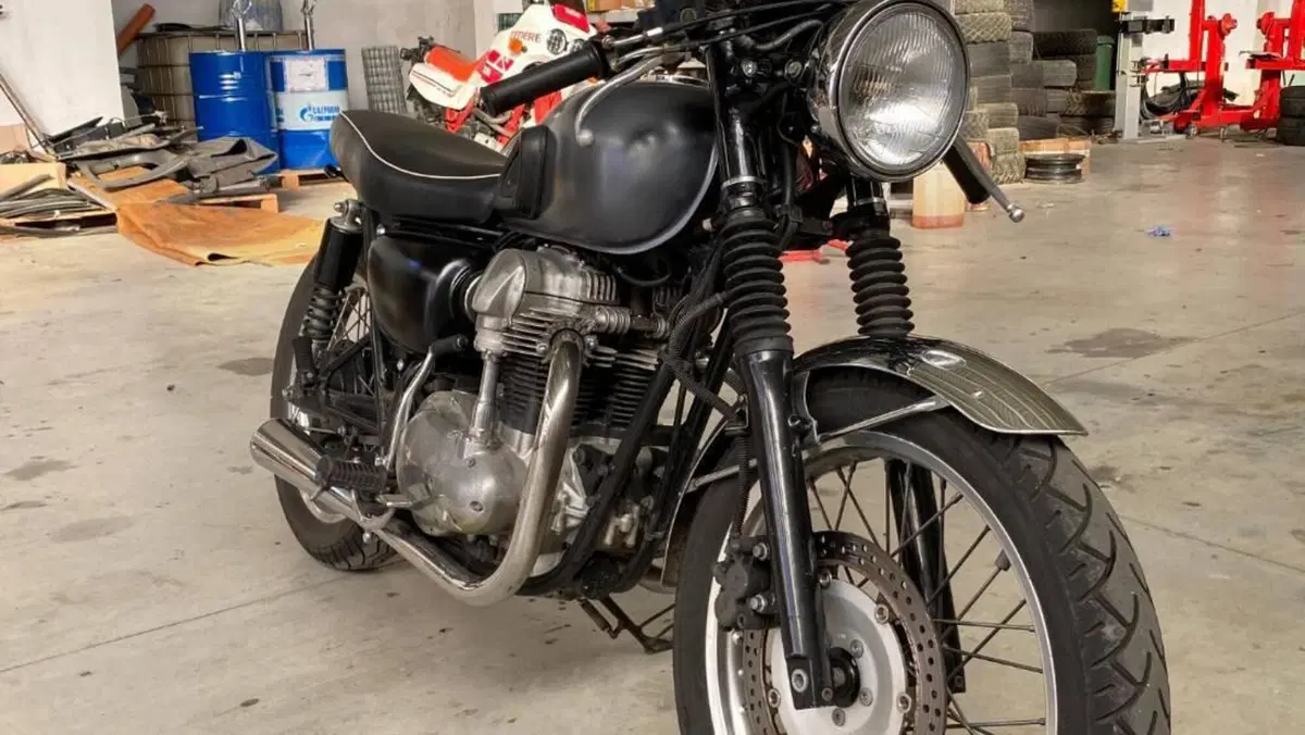 Kawasaki W 650 (2001 - 06) 