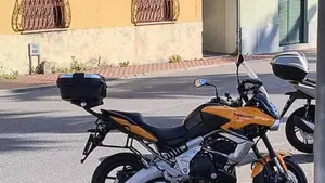 Kawasaki Versys 650 (2010 - 13)  (4)