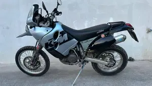 KTM 640 Adventure  (5)