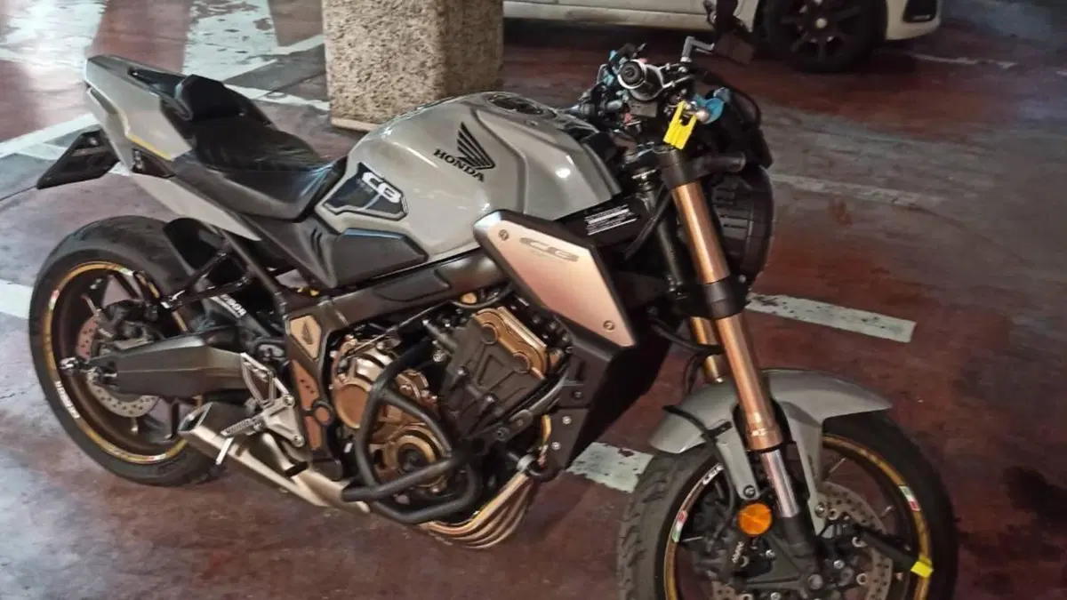 Honda CB 650 R (2021 - 23)  (13)