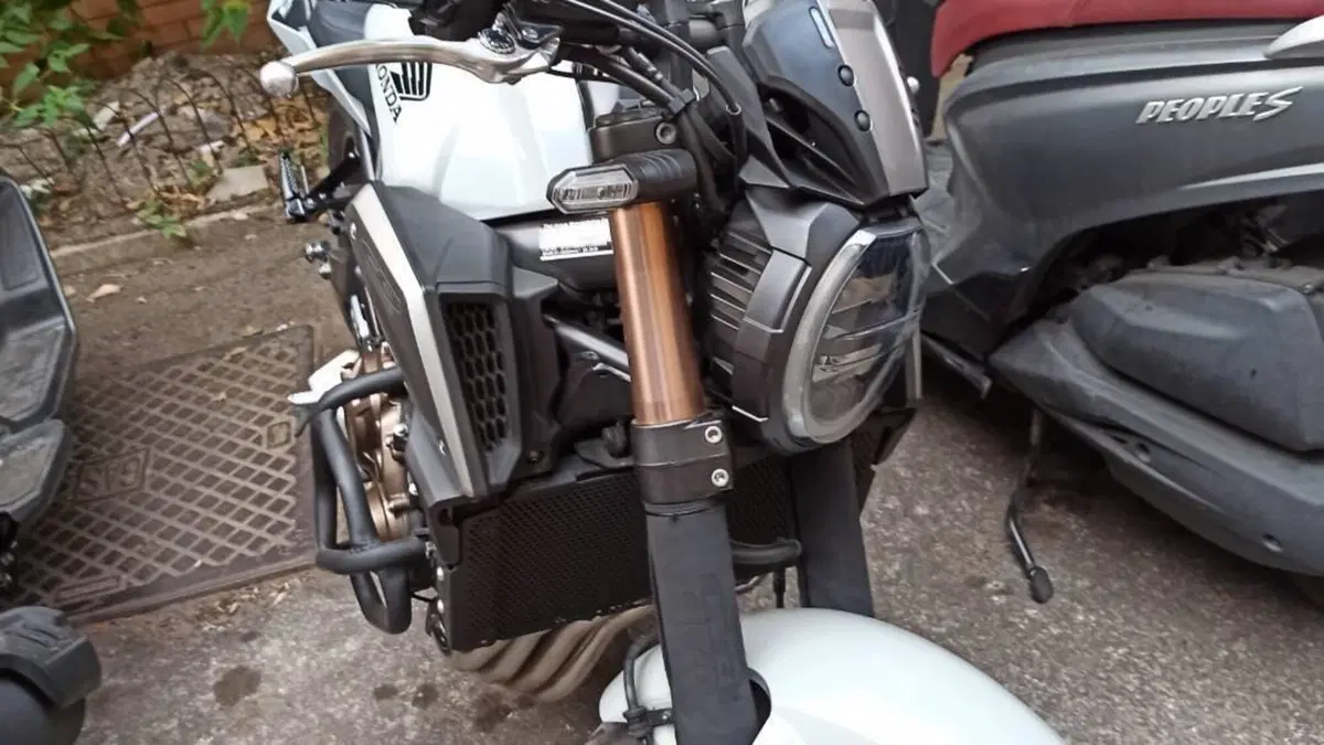 Honda CB 650 R (2021 - 23)  (15)
