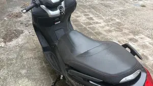 Yamaha X-Max 125 (2010 - 13)  (4)