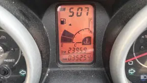 Yamaha X-Max 125 (2010 - 13)  (6)