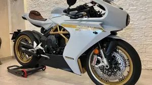 MV Agusta Superveloce 800 S (2021 - 25) 