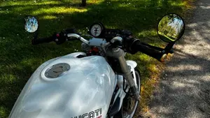 Ducati Monster 600 City Dark (1998 - 02)  (3)